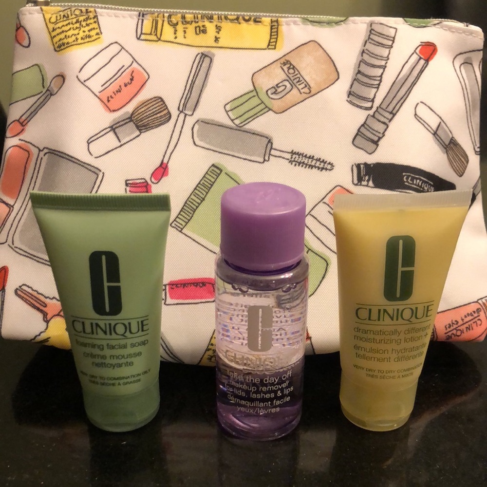 Clinique Travel Cosmetic Bag with favs!